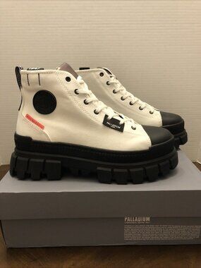 Palladium REVOLT HI TX In Star White Size 10